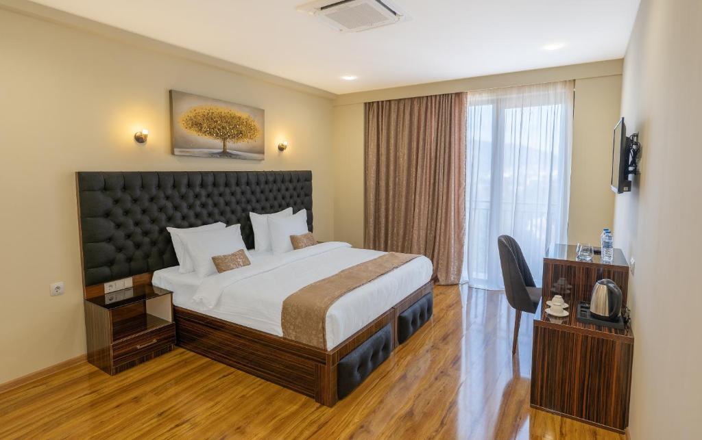 Hotel Residence Plaza Tbilisi Ngoại thất bức ảnh